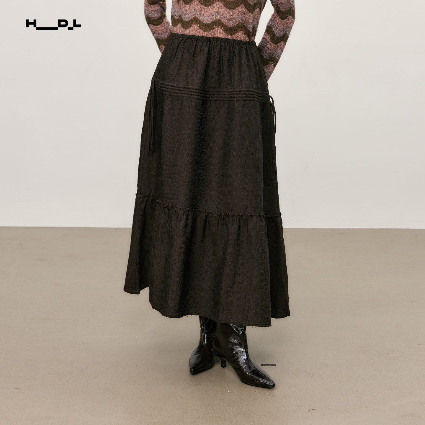 Mocha Brown textured drawstring pleated a-line skirt
