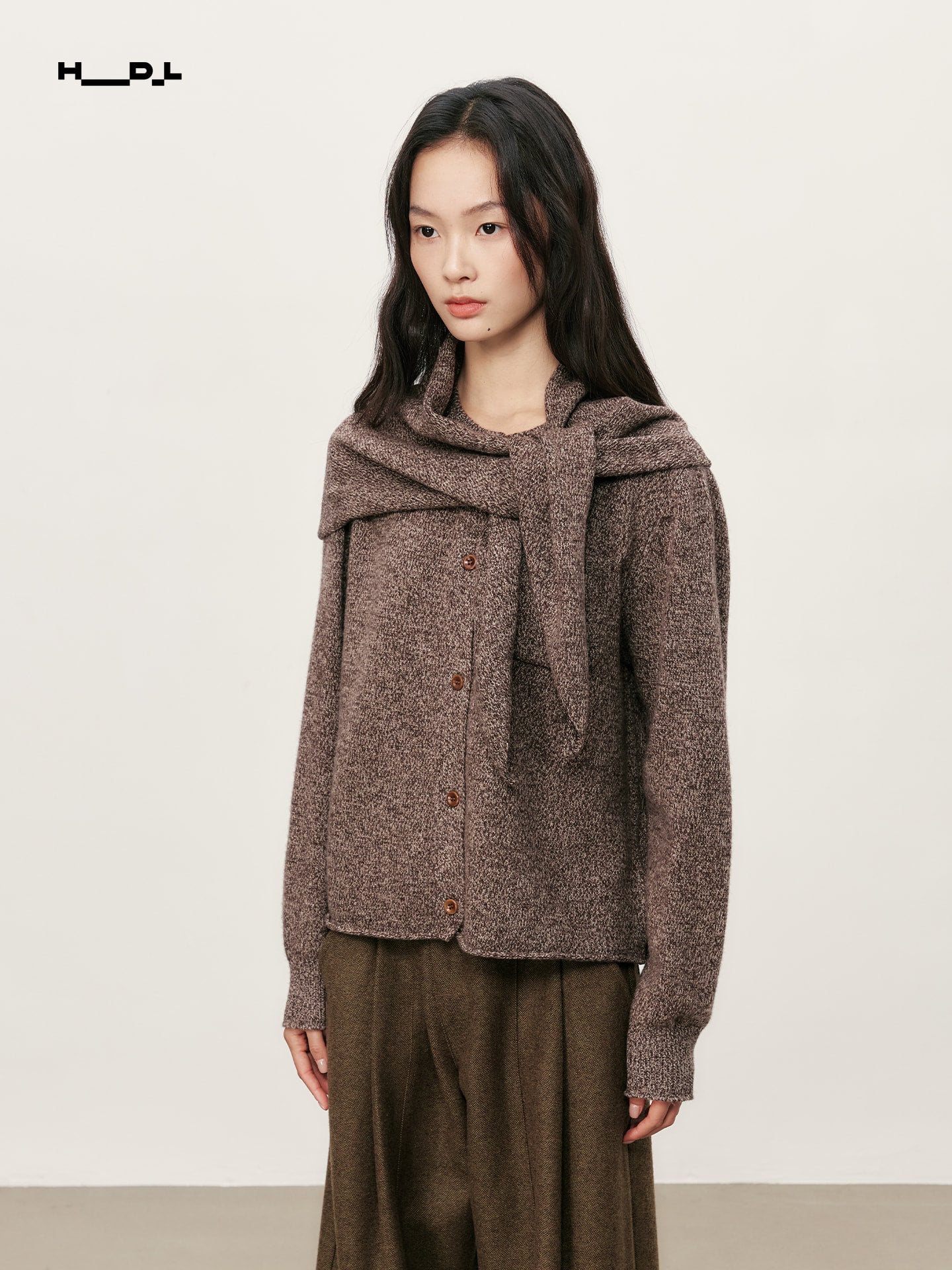 Brown chunky round-neck wool scarf cardigan
