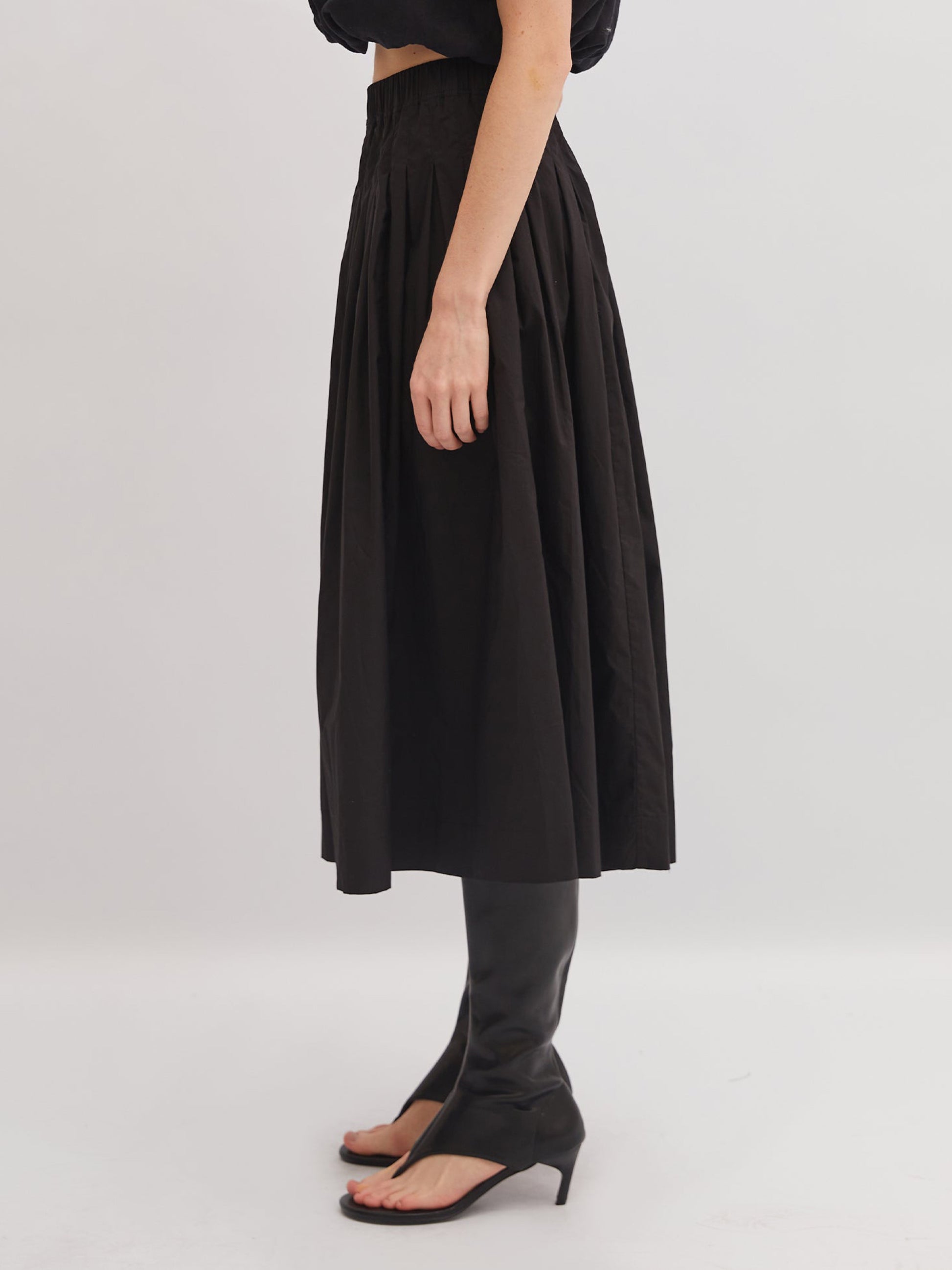11D2333010 image 4