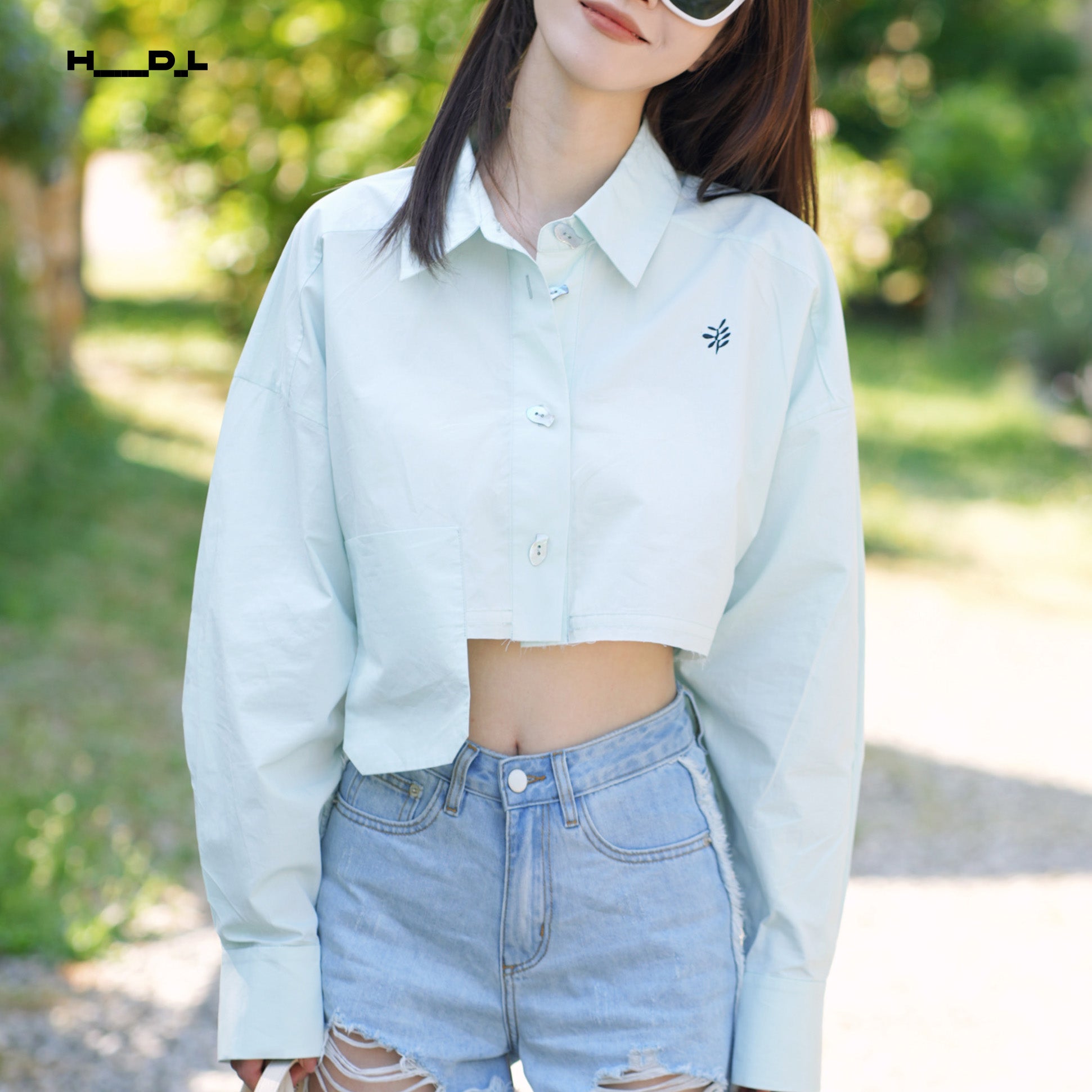 Fitted Cropped Mint Green Shirt
