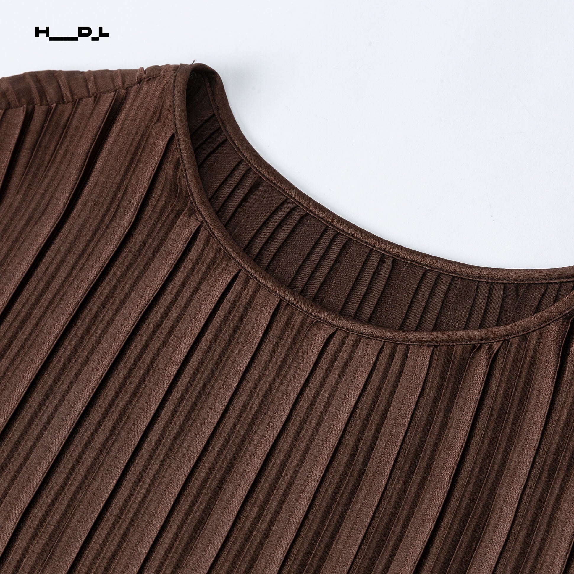 Brown Pleated Sleeveless Tank Blouse