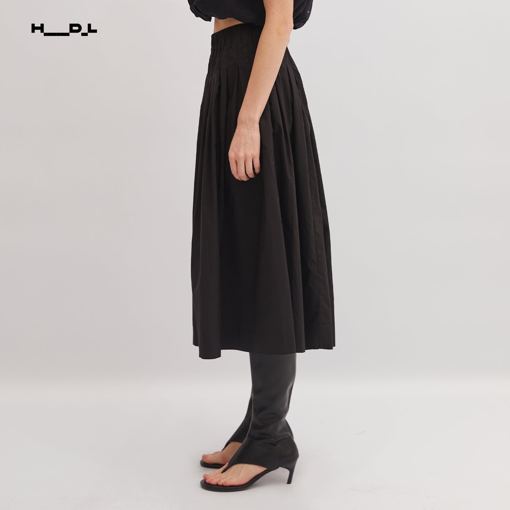 Waist-Gathered Tencel Acetate Skirt