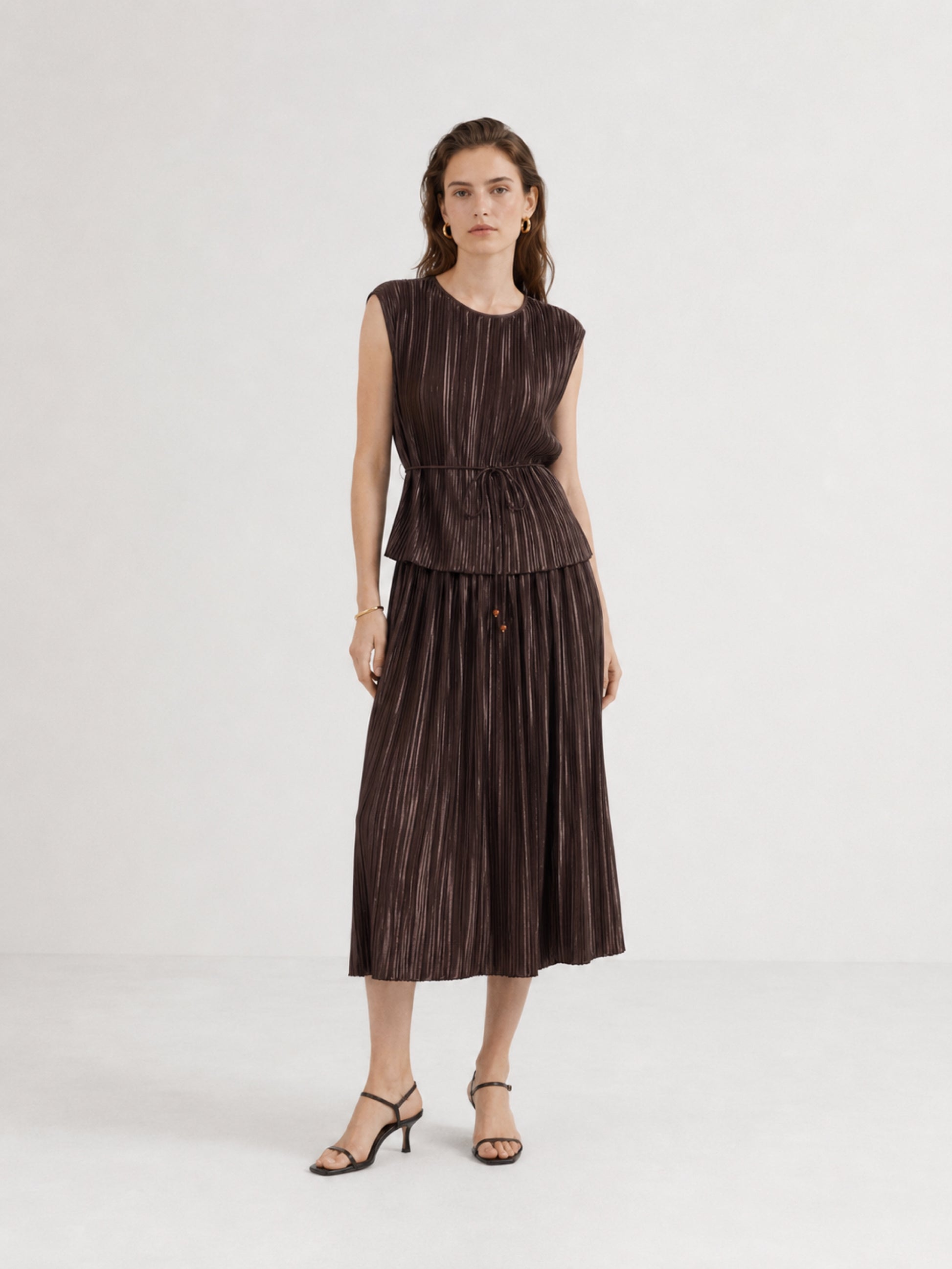 21W2523011 image 1
