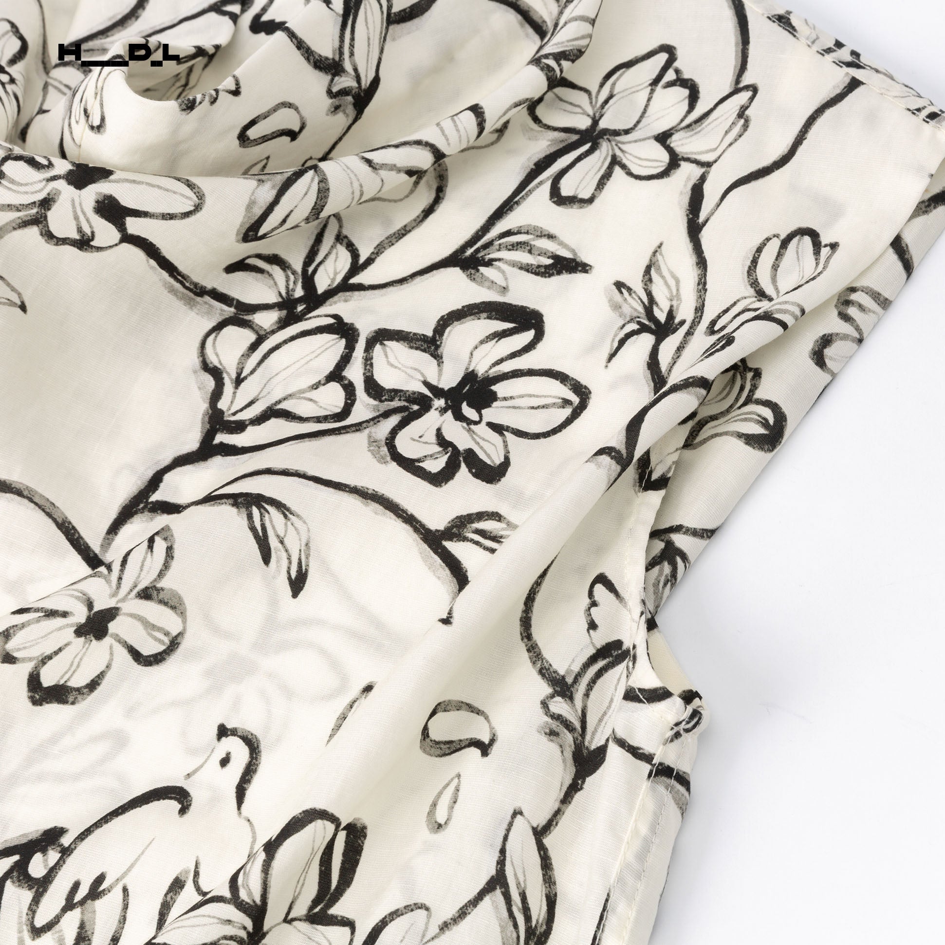 Print Sleeveless Mandarin Collar Shirt