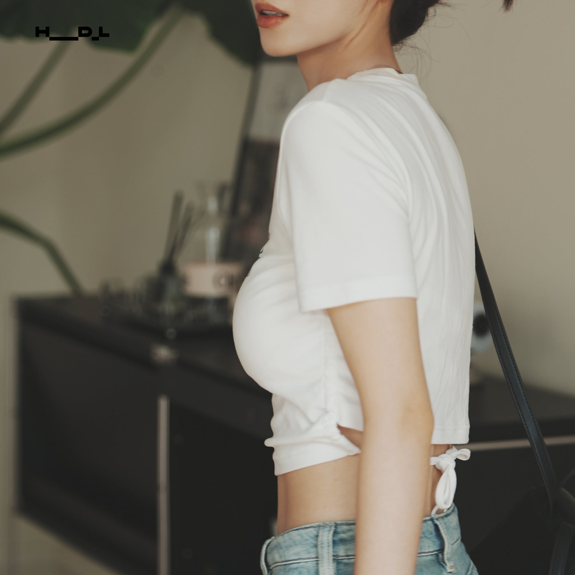 Back Tie Waist Cropped T-Shirt