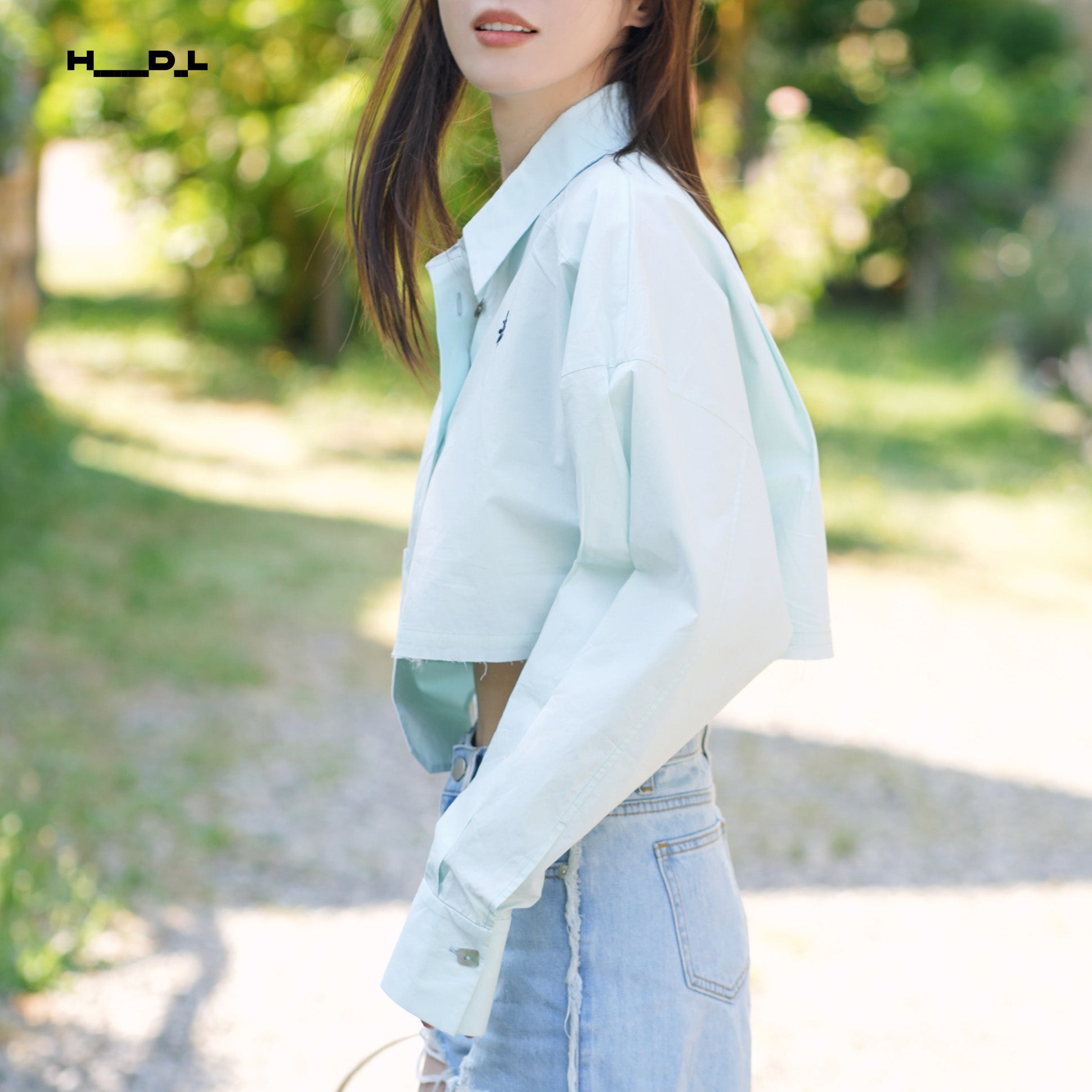 Fitted Cropped Mint Green Shirt