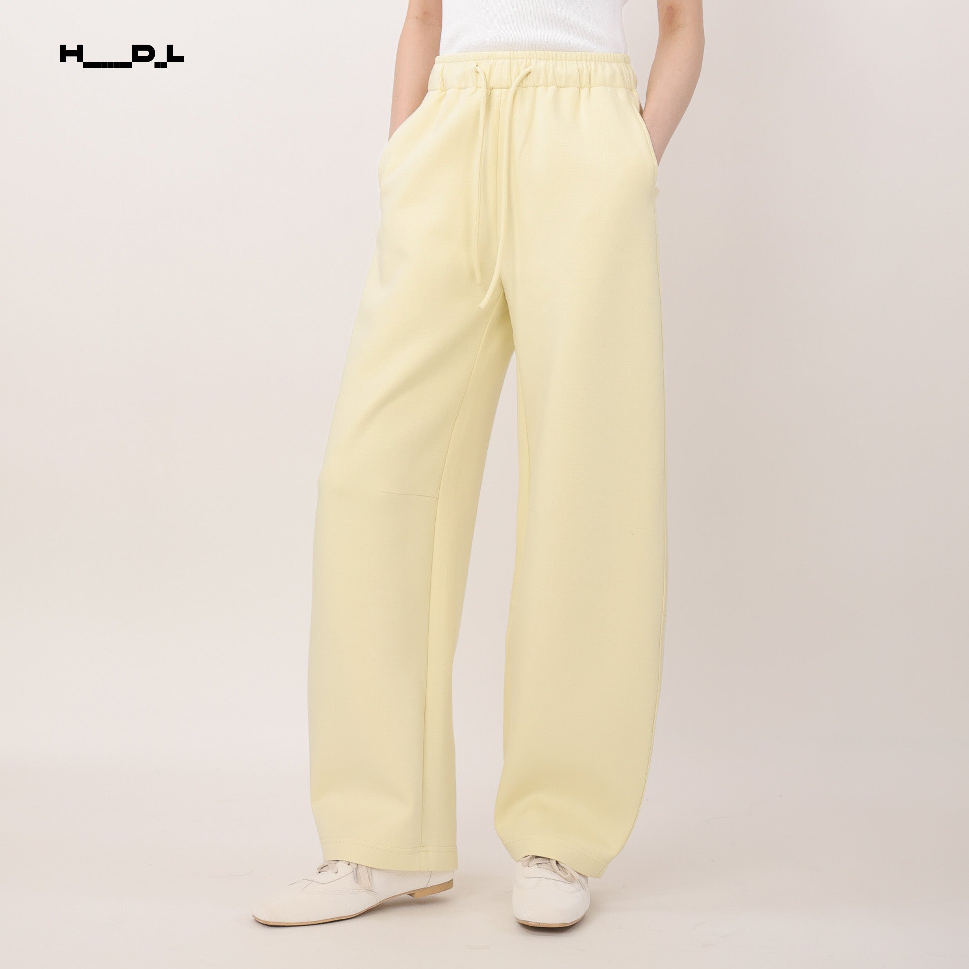 Mid-Rise Straight-Leg Jeans