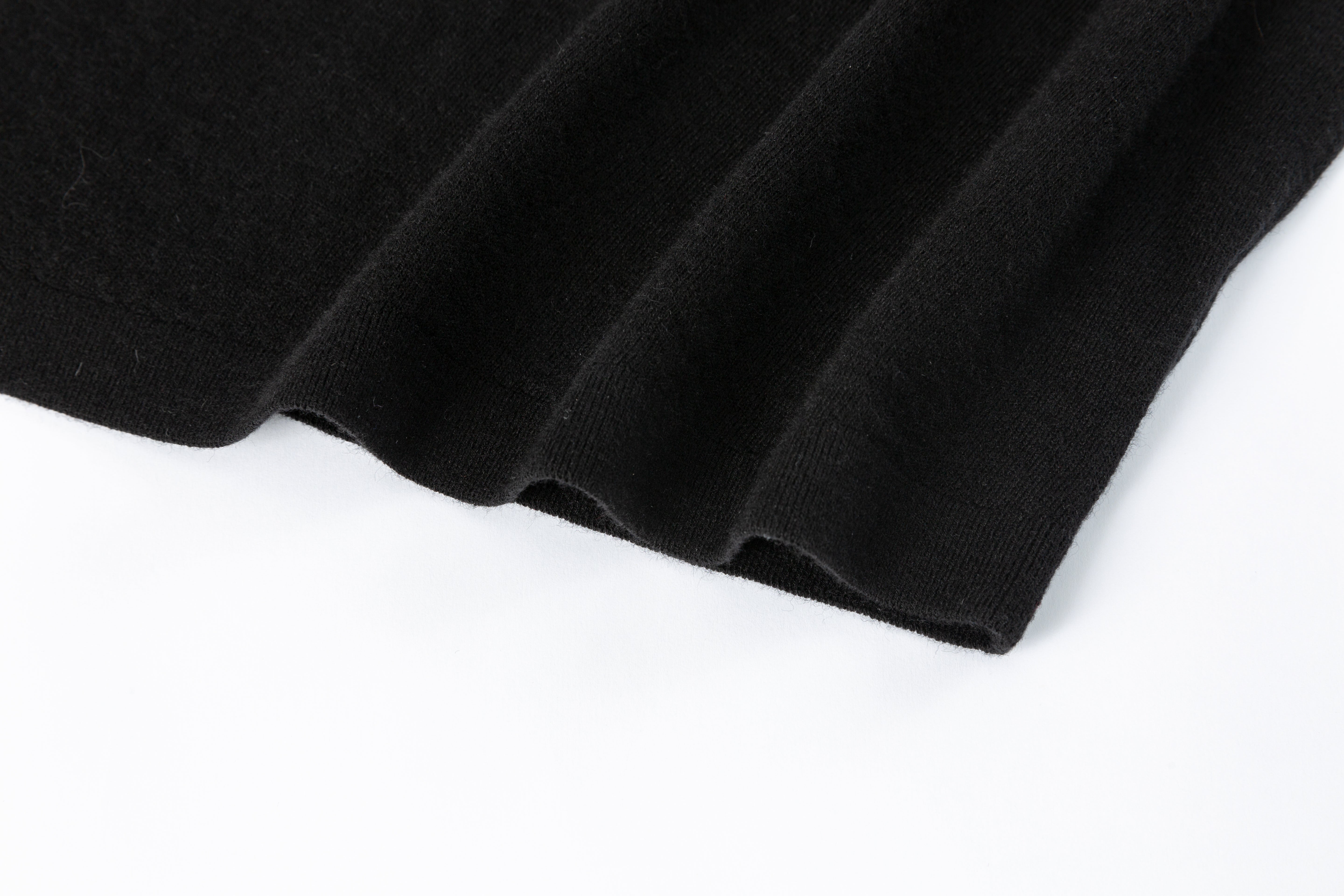 HDL Paire Flamma Black High Neck Asymmetric Sleeveless Knit Top